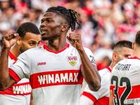 IM电竞官网首页-关于法兰克福喜获胜利，暂时停滞颓势的信息