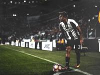 IM竞技体育平台-当欧冠遇见牙买加，切尔西的跨时空焦点战