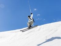 IM电竞官方入口-绿茵场上的冰与火之歌，当西甲德比遇见CBA冷门夜