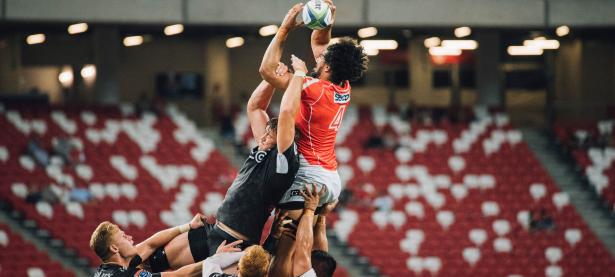 IM电竞游戏-绝境中的双线传奇，英格兰足球翻盘与马龙乒乓制胜的胜利哲学