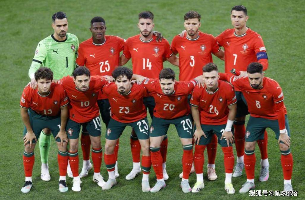 关于西班牙联赛中出现一场逆转比赛,球队惊险获胜的信息 关于西班牙联赛中出现一场逆转比赛,球队惊险获胜的信息