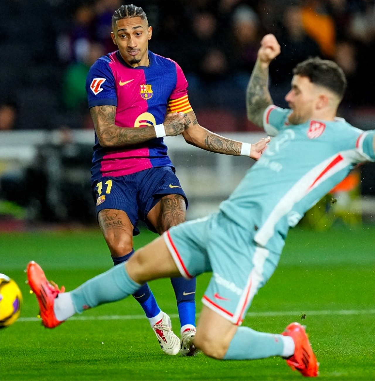 包含马德里竞技运气不佳，遭遇主场败局的词条