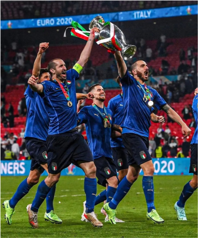 包含德国遭遇意大利逼平,难分高下的词条 包含德国遭遇意大利逼平,难分高下的词条