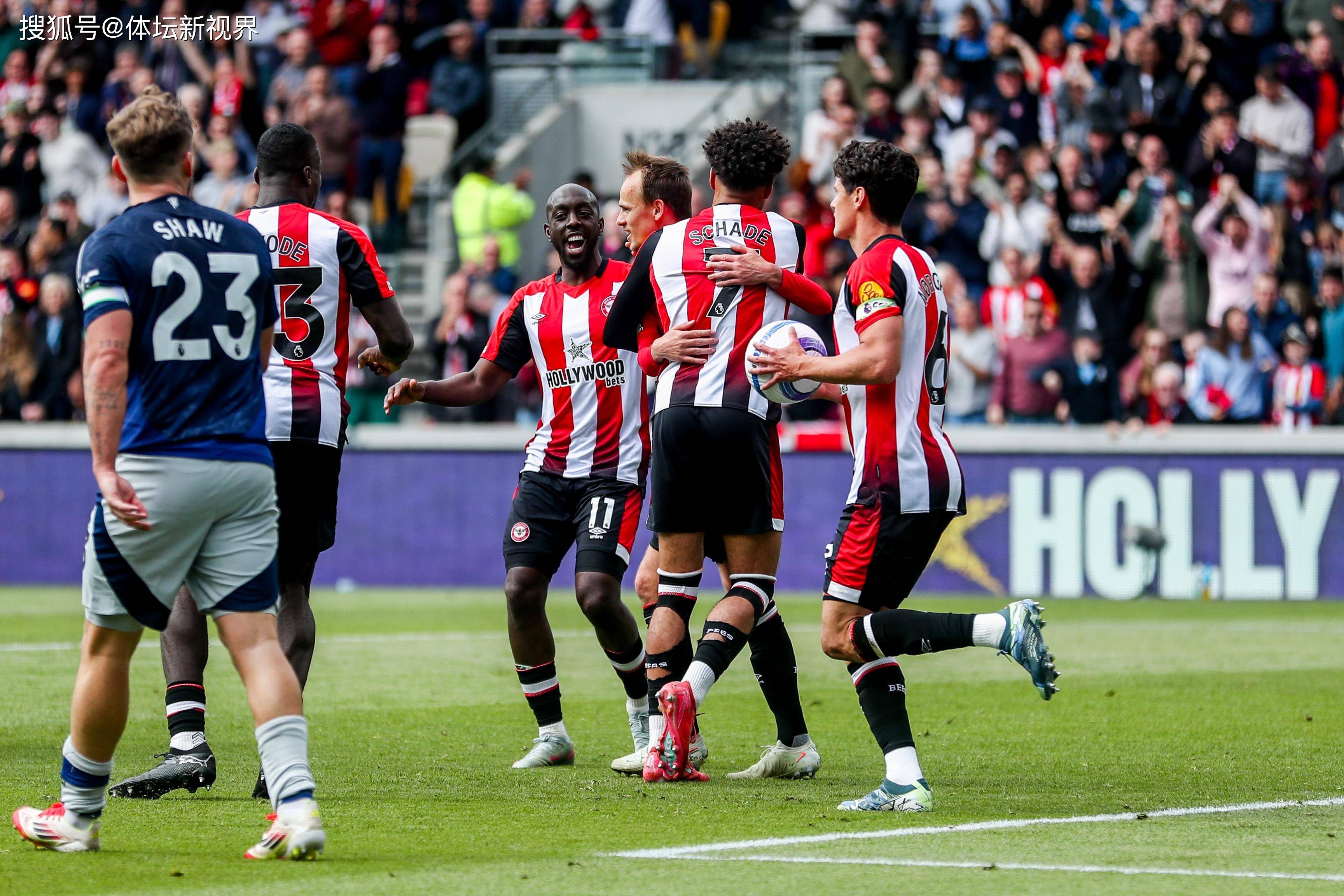 曼联客场不敌沃特福德，阵容遭受批评