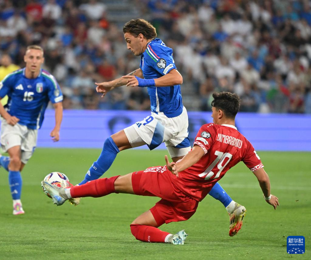意大利豪取胜利，小组出线锁定晋级16强！的简单介绍