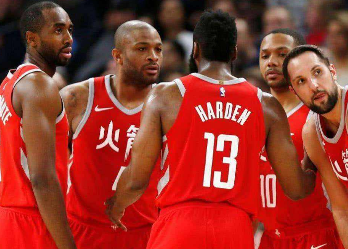 包含森林狼再遭逆转失利，火蜘蛛颓势难挽的词条