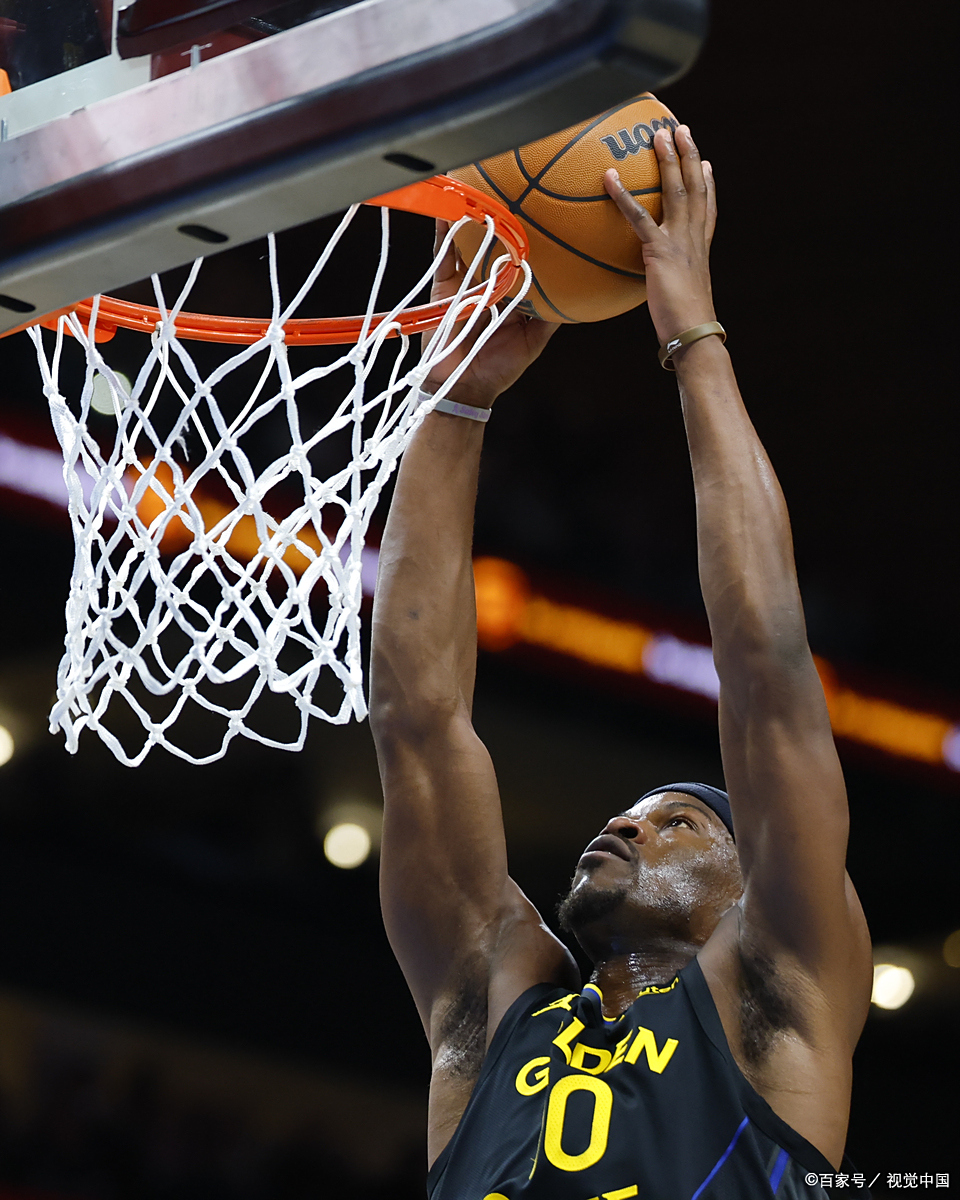 立陶宛男篮力克黄蜂，特雷杨绝境逆转的简单介绍