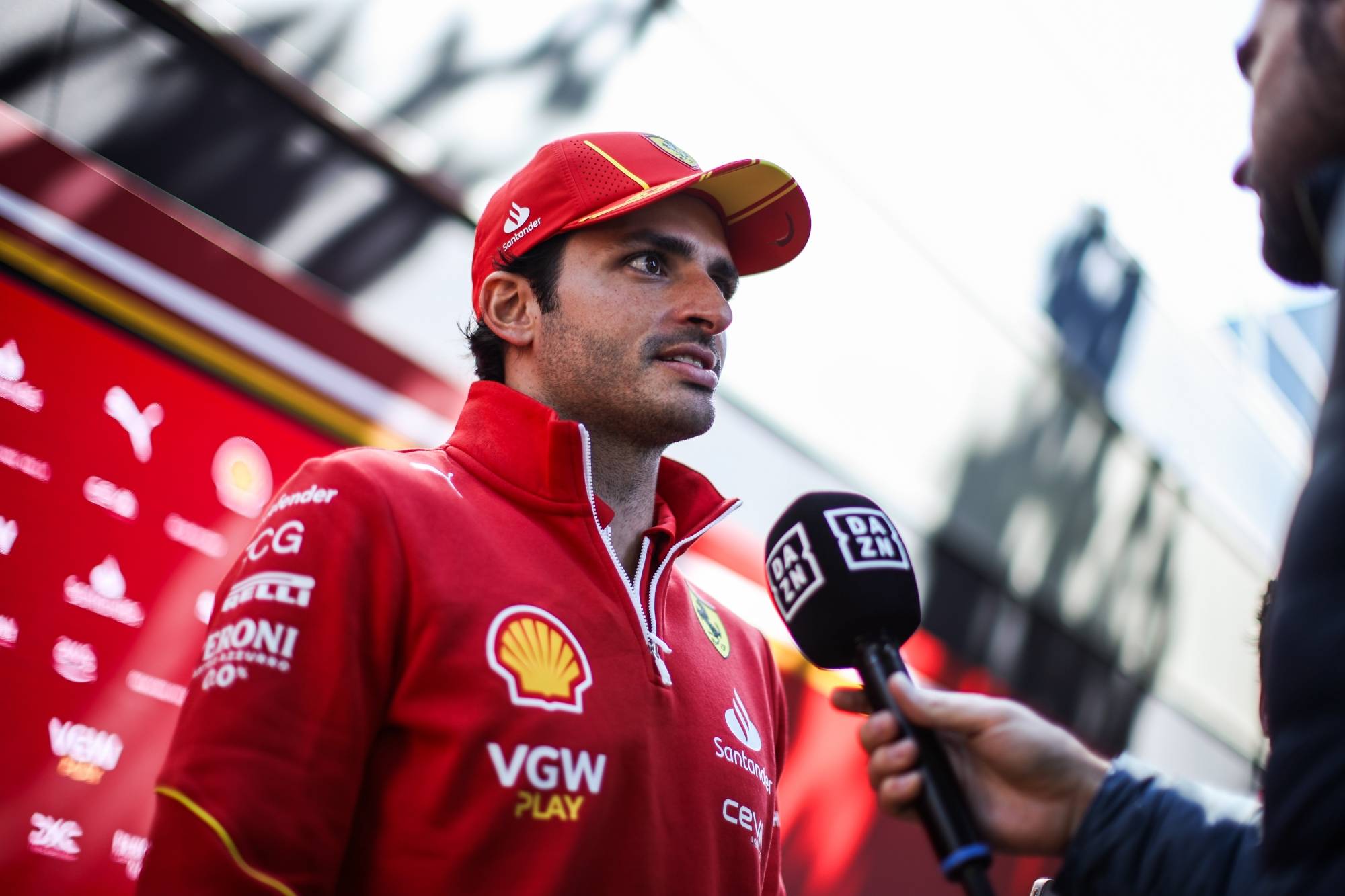 包含红牛二队绝杀雷诺车队,汉密尔顿关键制胜的词条 包含红牛二队绝杀雷诺车队,汉密尔顿关键制胜的词条